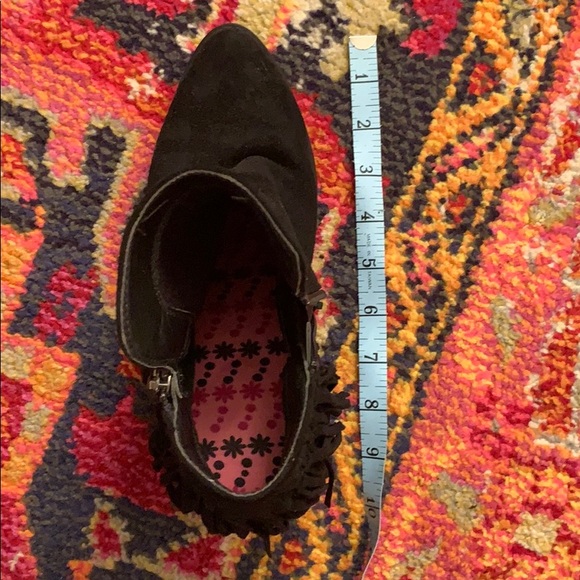 Fringe black boots / booties *worn once! - Picture 7 of 8